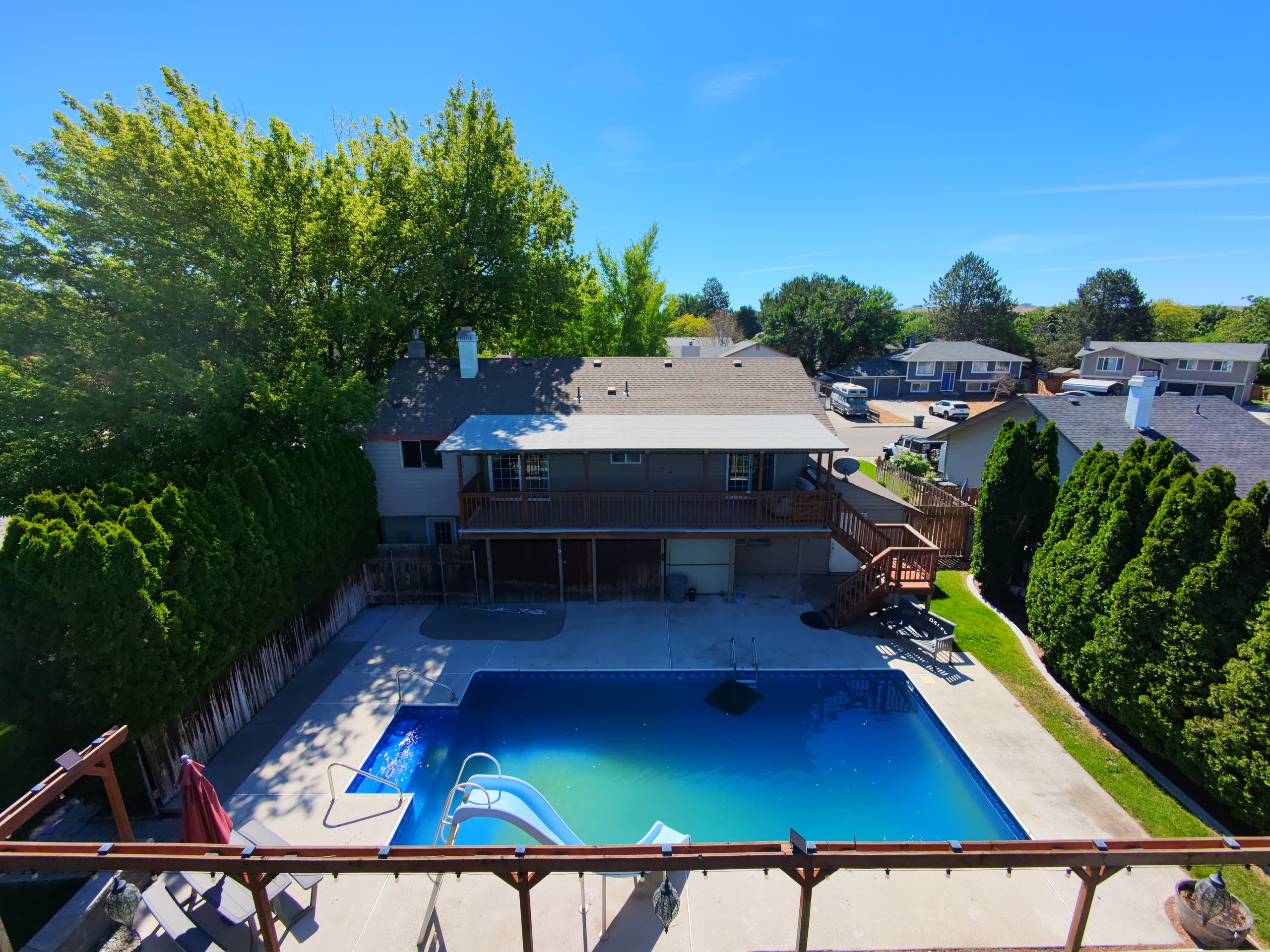 Aerial drone photograph of a luxury home captured by Altus Aerial